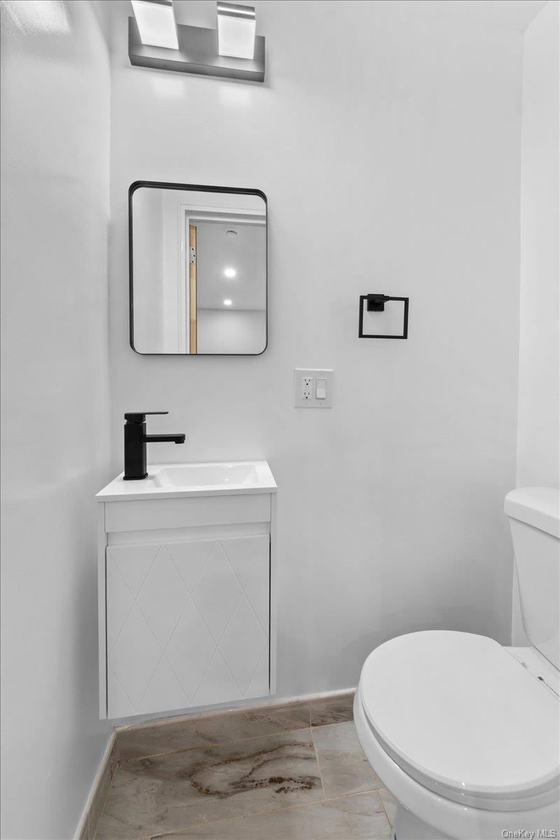 #10 photo, 1176 Fairfax Avenue, Bronx , NY 10465