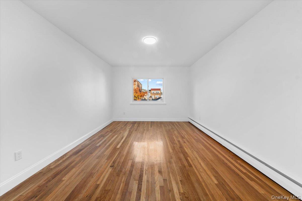 #11 photo, 1176 Fairfax Avenue, Bronx , NY 10465