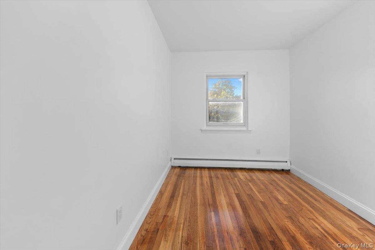 #15 photo, 1176 Fairfax Avenue, Bronx , NY 10465