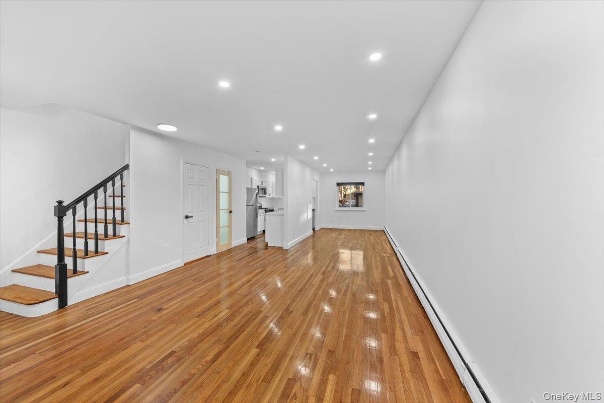 #2 photo, 1176 Fairfax Avenue, Bronx , NY 10465