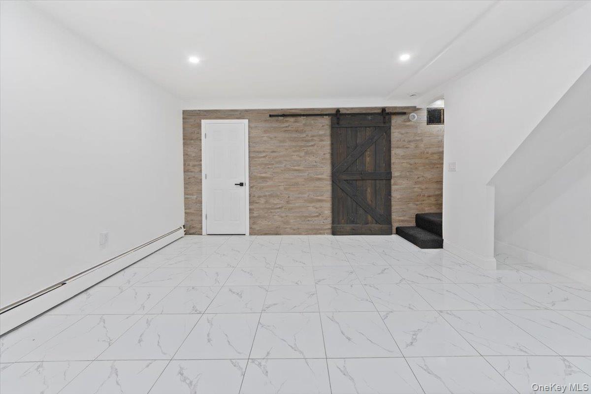 #20 photo, 1176 Fairfax Avenue, Bronx , NY 10465