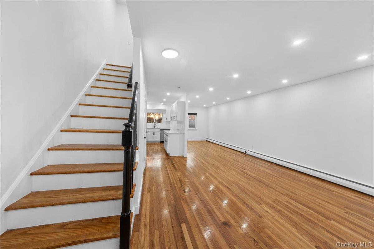 #3 photo, 1176 Fairfax Avenue, Bronx , NY 10465