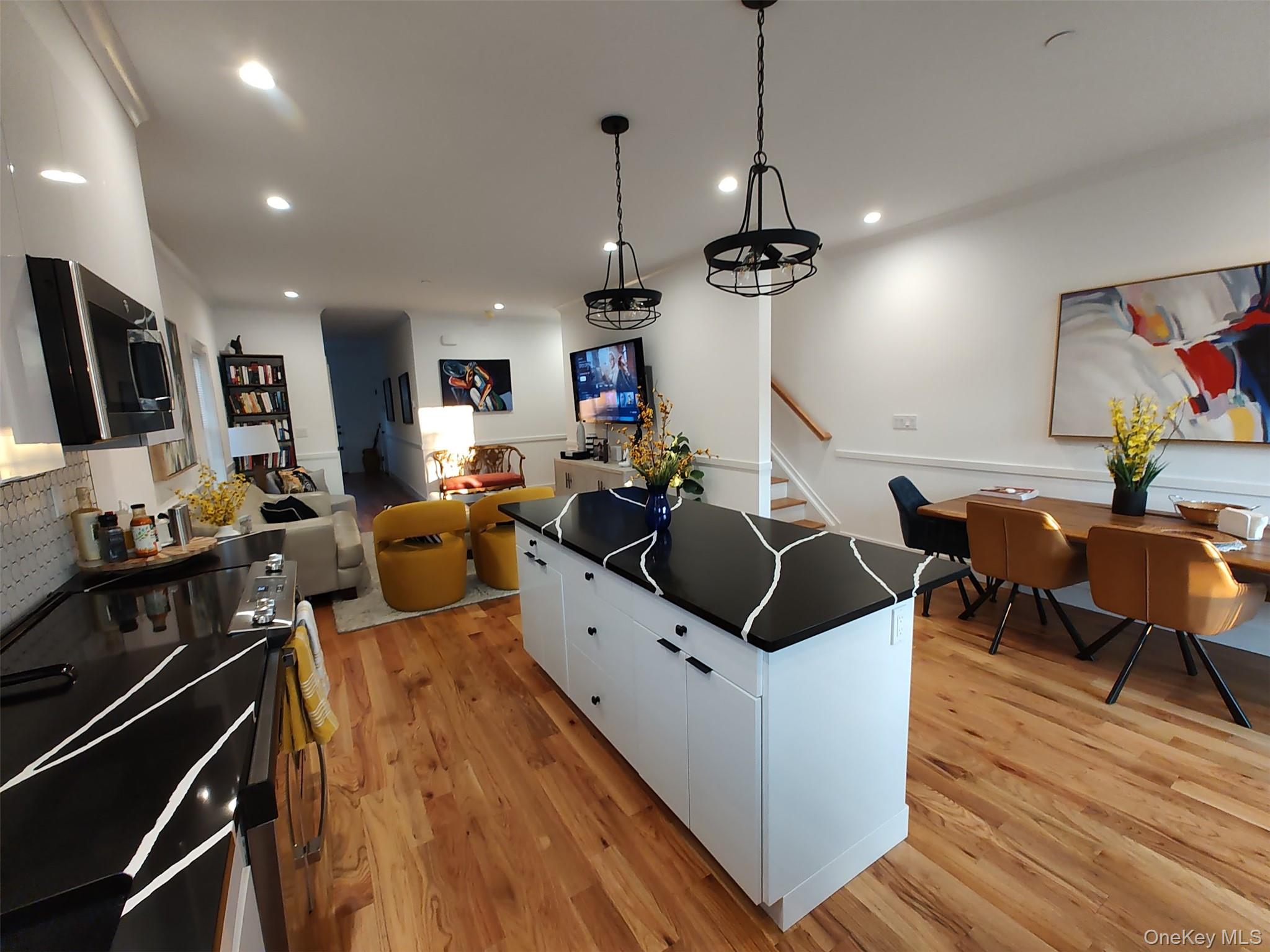 #8 photo, 111 Park Avenue, West Harrison , NY 10604