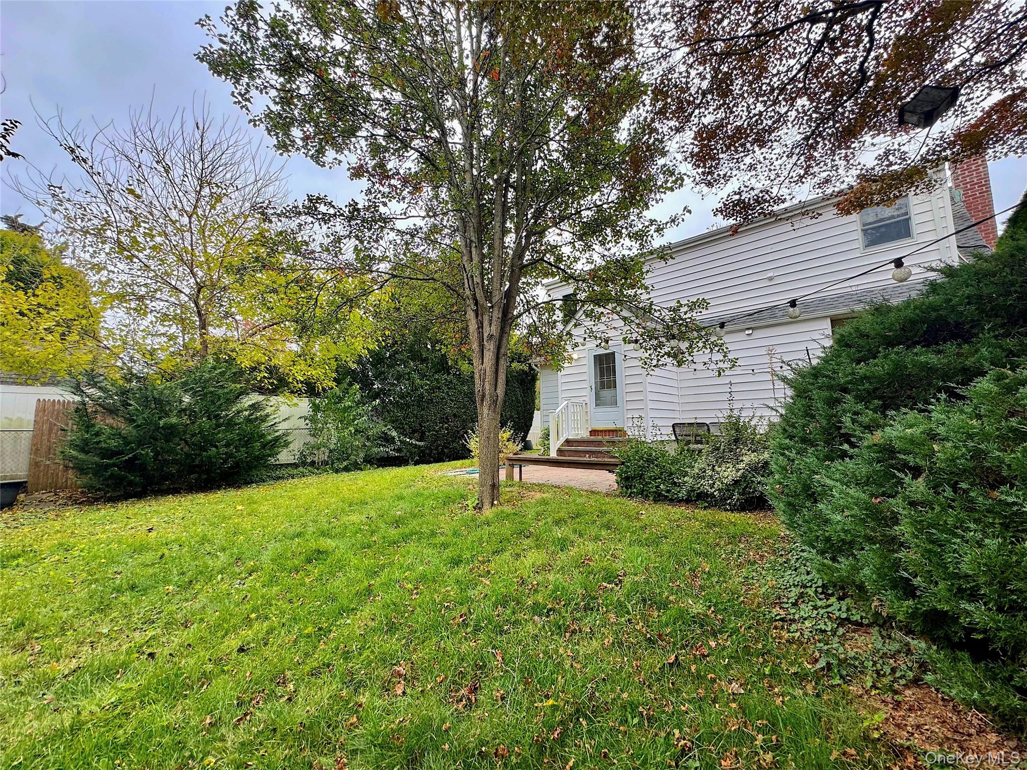 #10 photo, 14 Cherry Street, East Northport , NY 11731