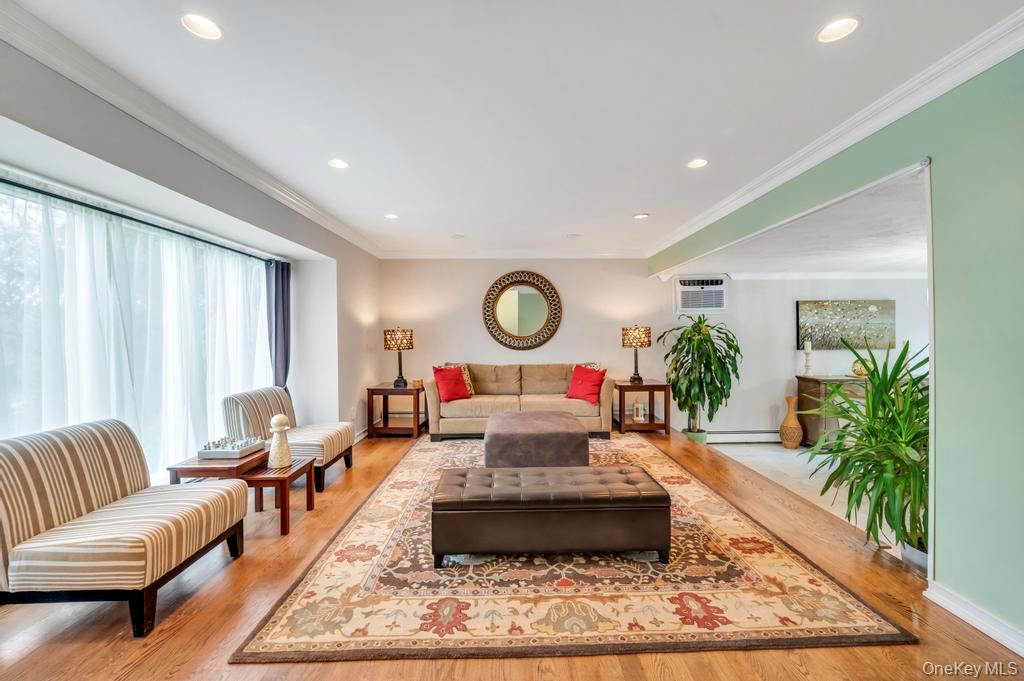 #7 photo, 9 Kimberly Avenue Avenue, サフォーク郡 Farmingville , NY 11738