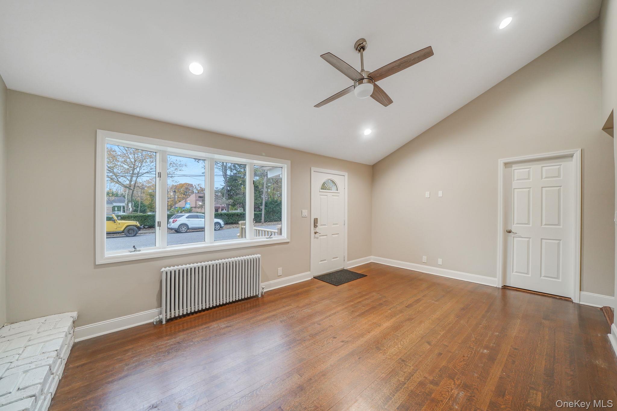 #6 photo, 69 Poplar Street, Port Jefferson Station , NY 11776