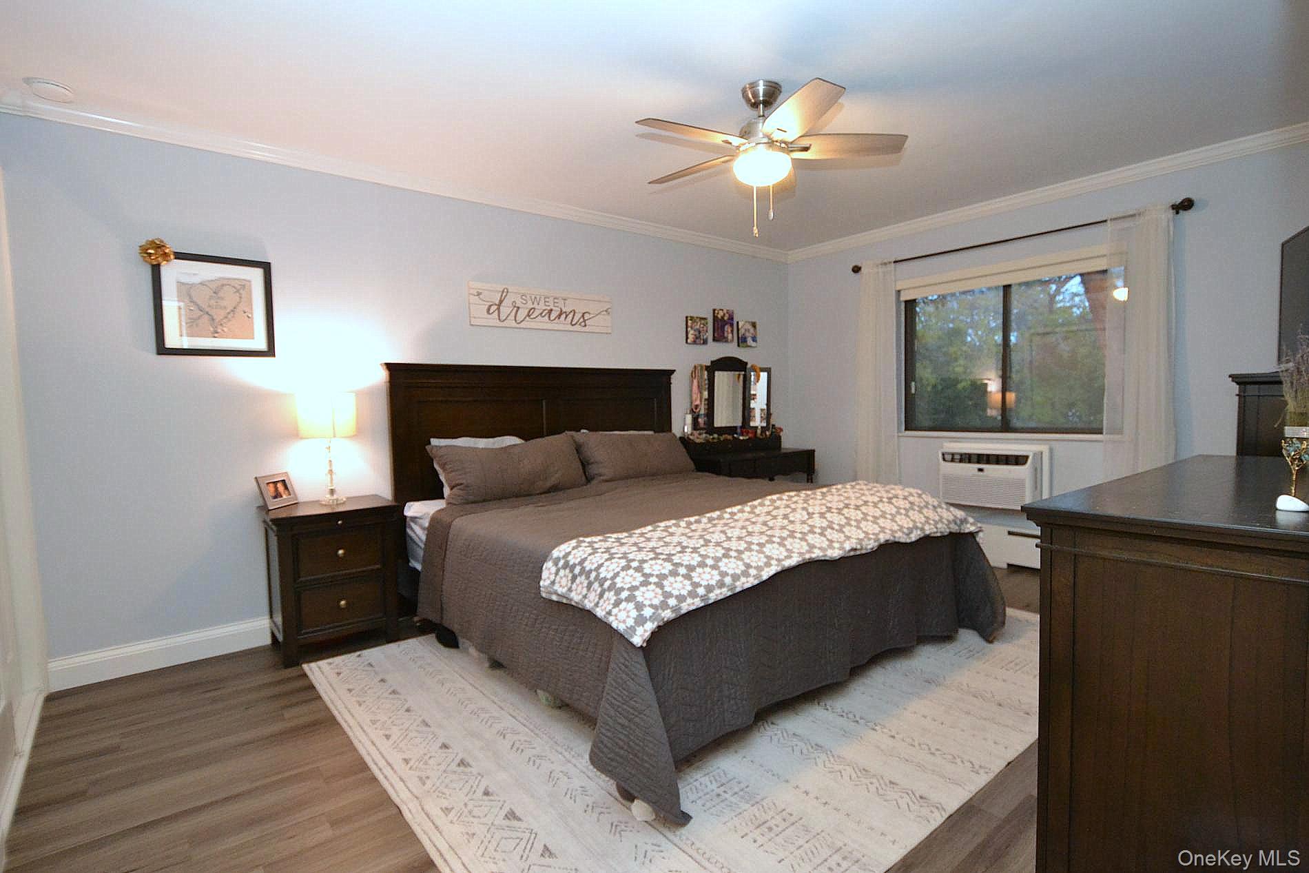 #9 photo, 103 Richmond Boulevard, Ronkonkoma , NY 11779