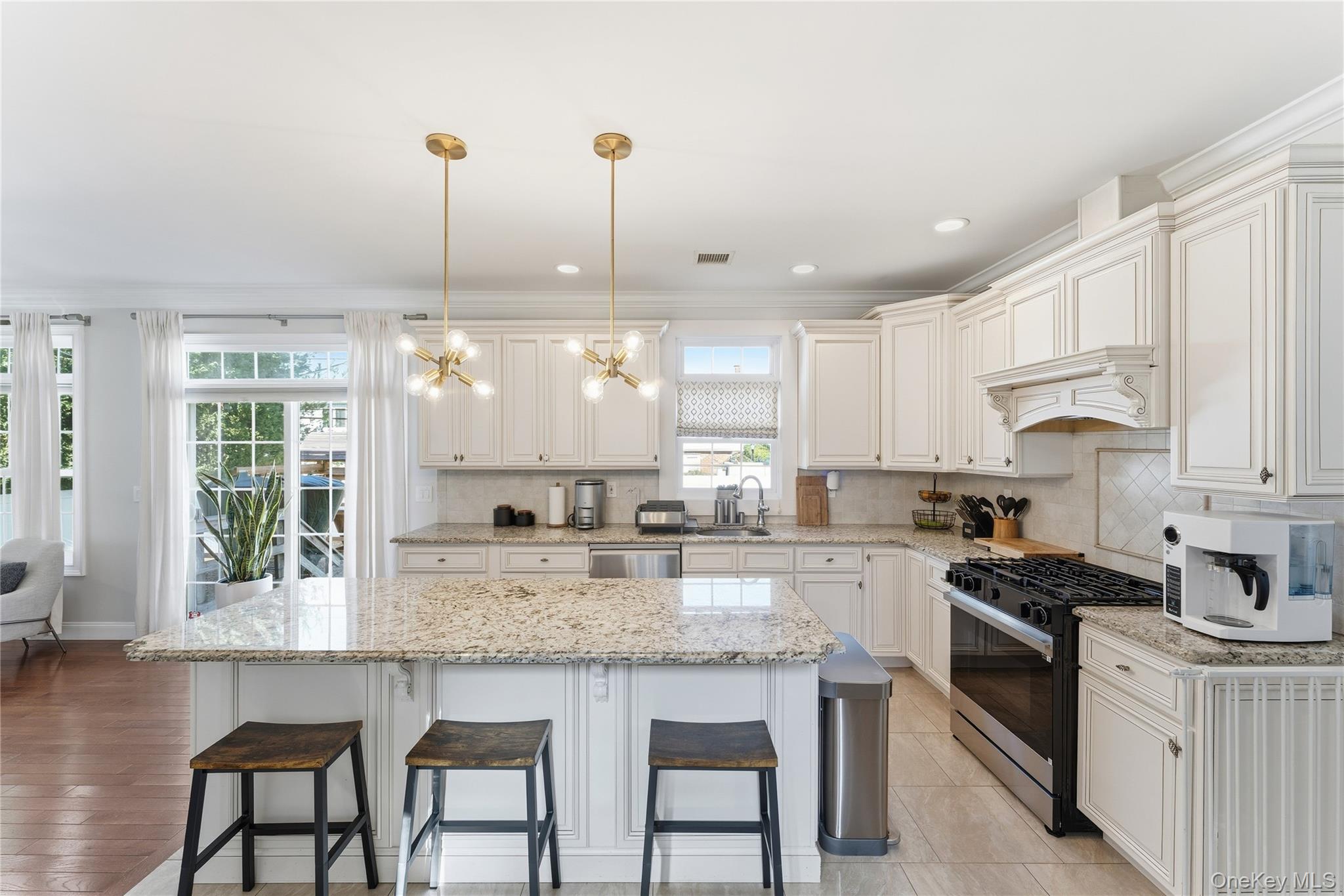 #10 photo, 3483 Frederick Street, Oceanside , NY 11572