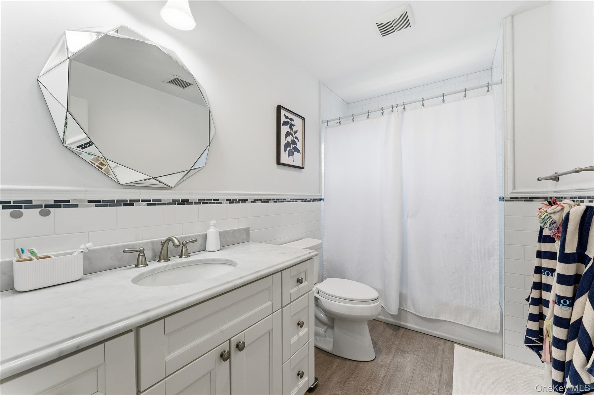 #14 photo, 3483 Frederick Street, Oceanside , NY 11572