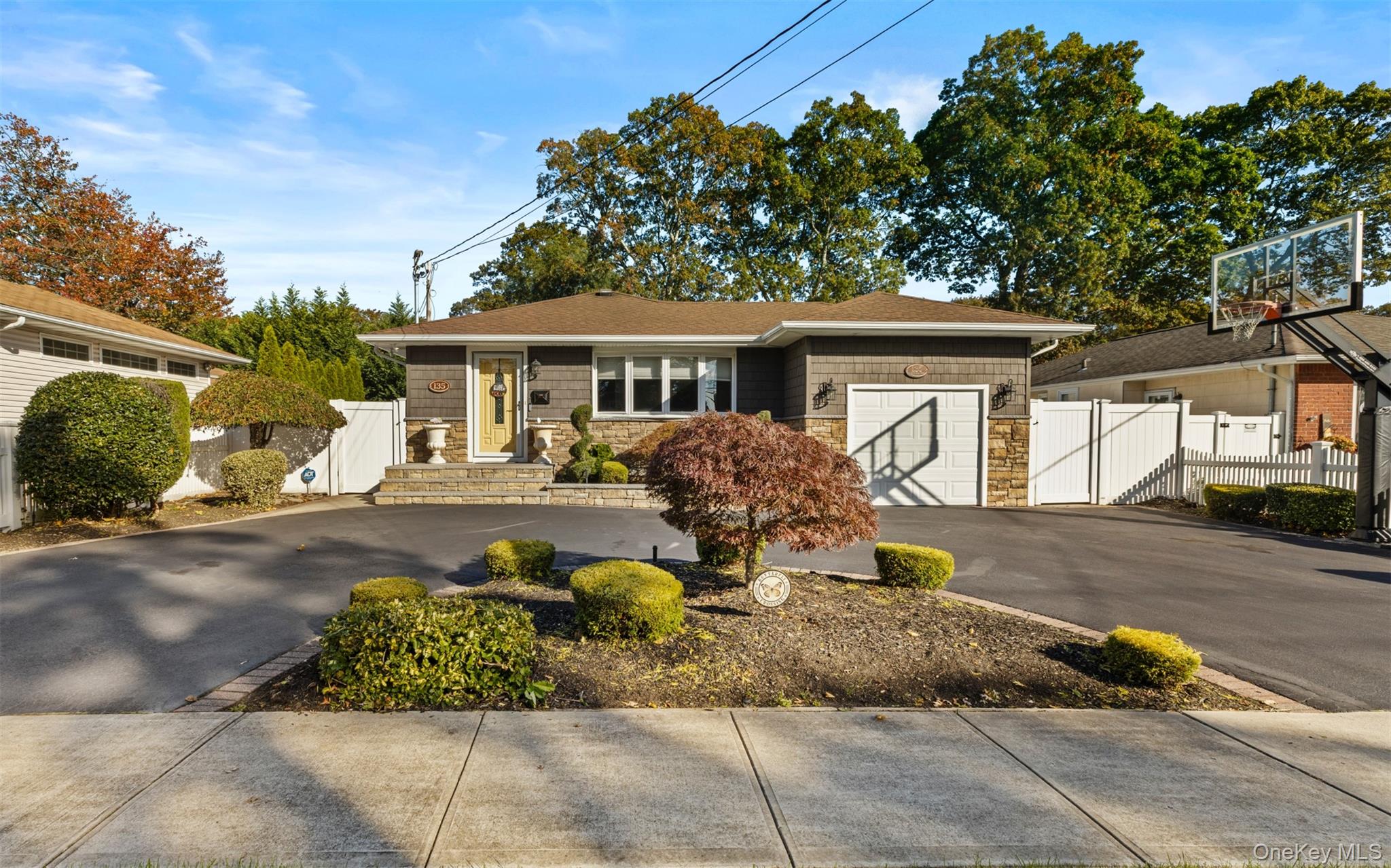 #1 photo, 135 N Linden Street, Massapequa , NY 11758