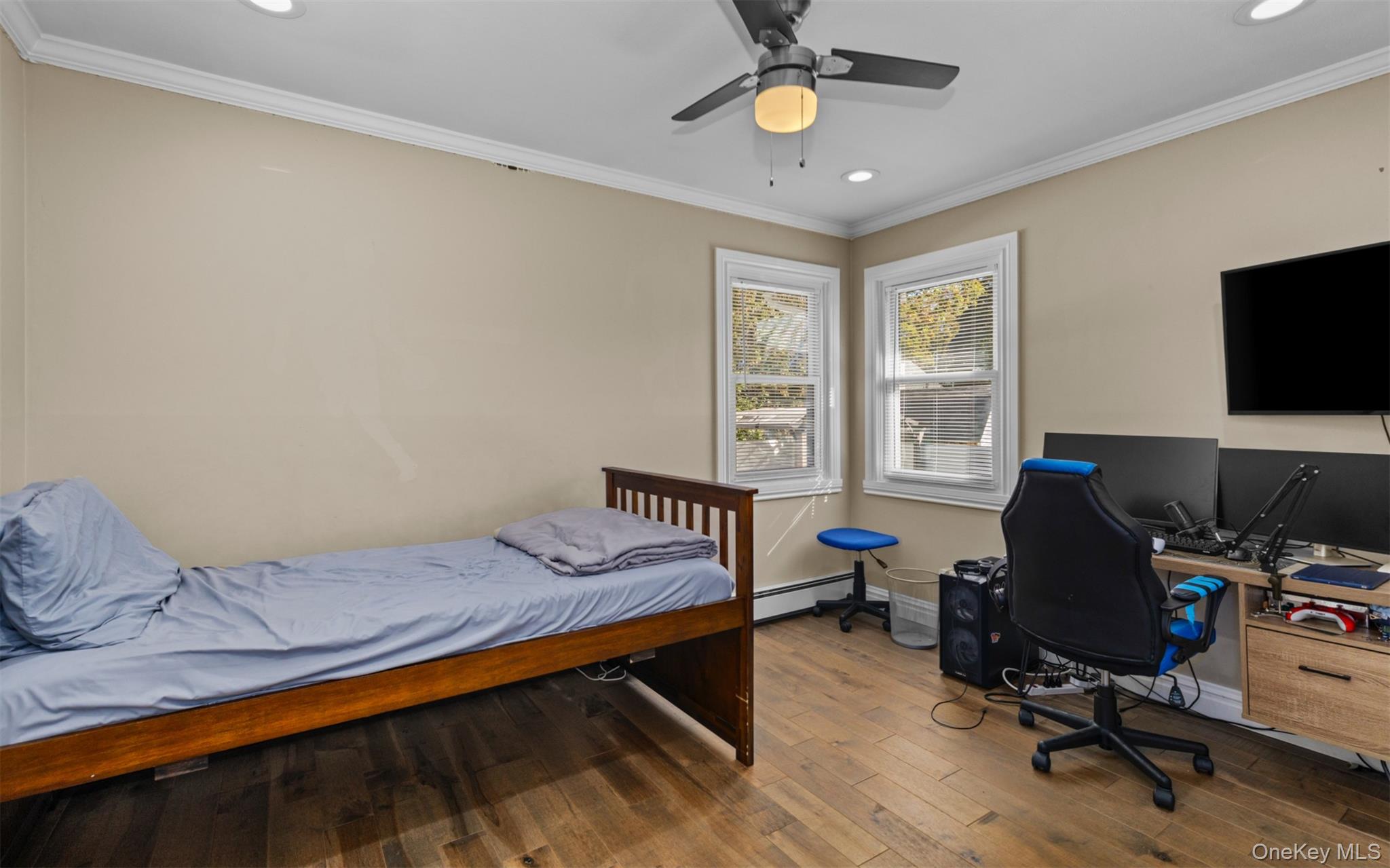 #13 photo, 135 N Linden Street, Massapequa , NY 11758