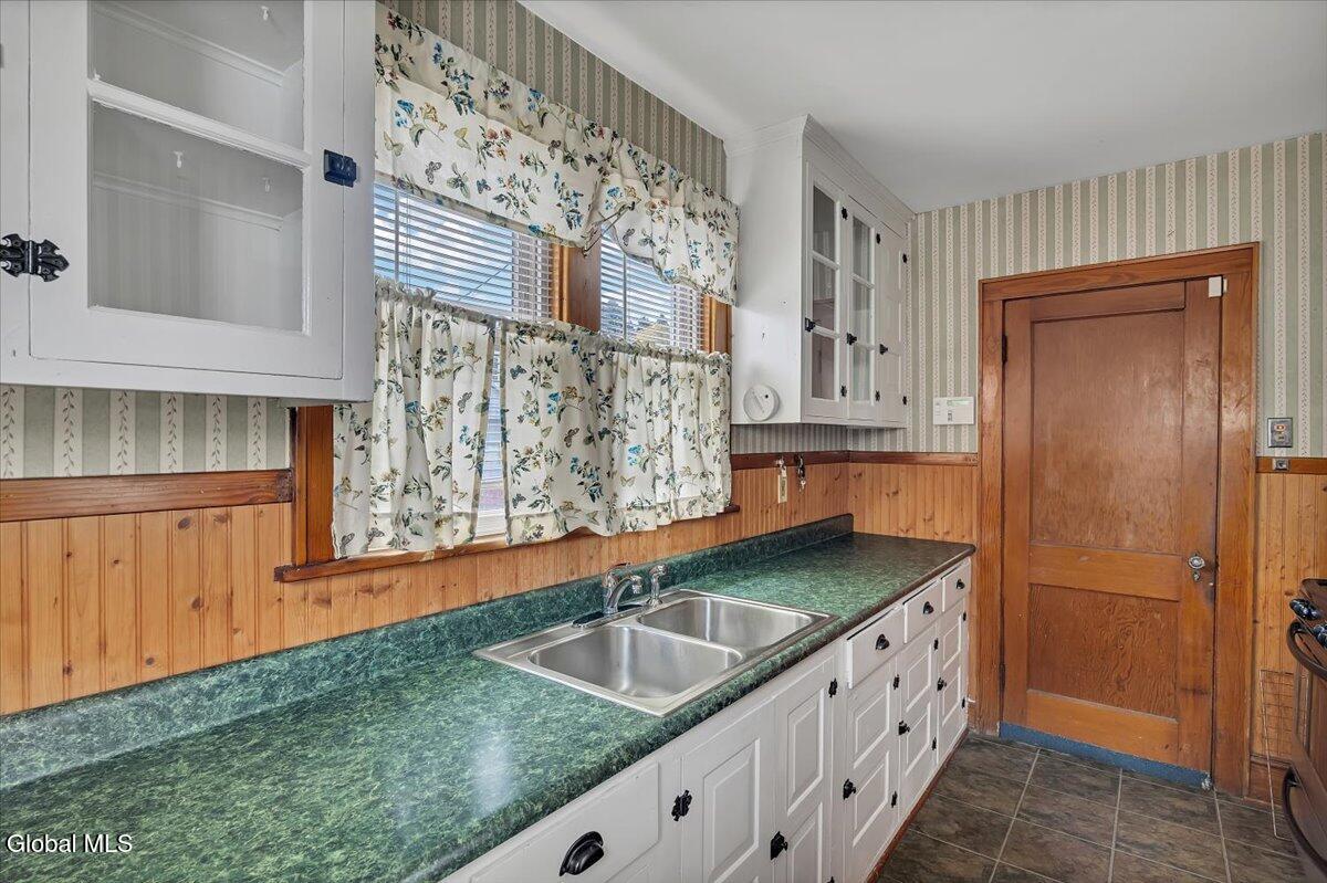 #10 photo, 30 Bonheim Street, Albany , NY 12204