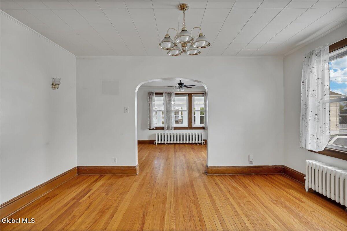 #8 photo, 30 Bonheim Street, Albany , NY 12204