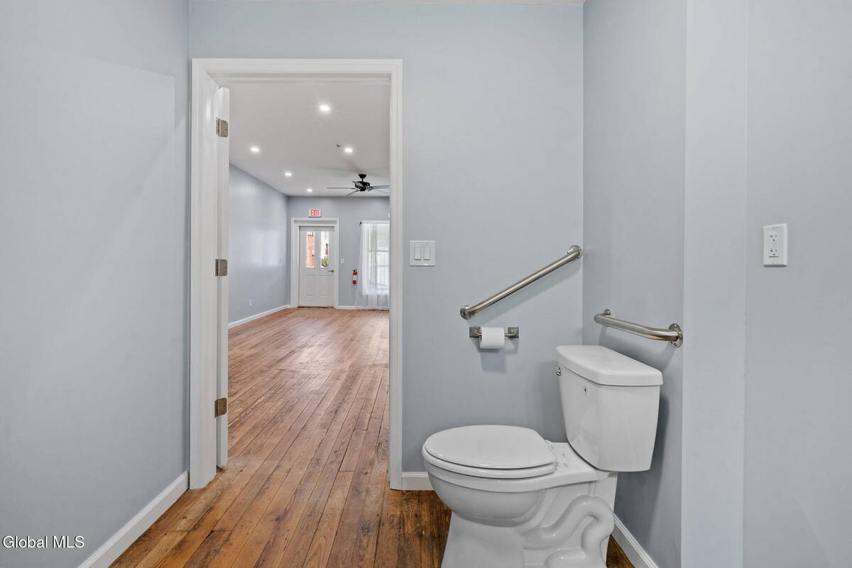 #13 photo, 98 S Main Street, Castleton-on-Hudson , NY 12033