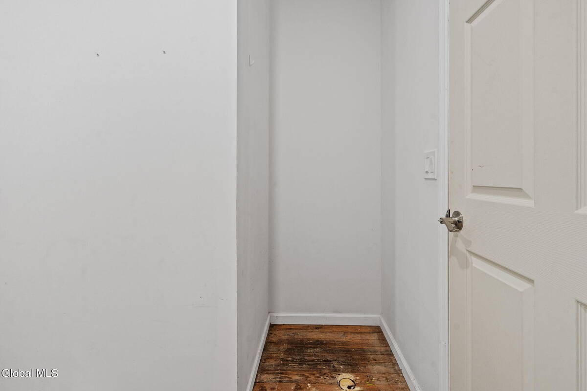 #16 photo, 98 S Main Street, Castleton-on-Hudson , NY 12033