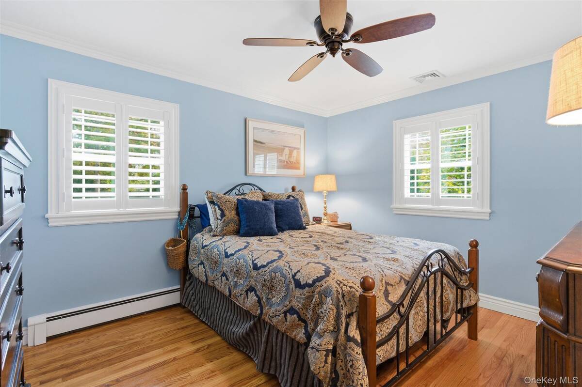 #15 photo, 277 5th Avenue, Saint James , NY 11780