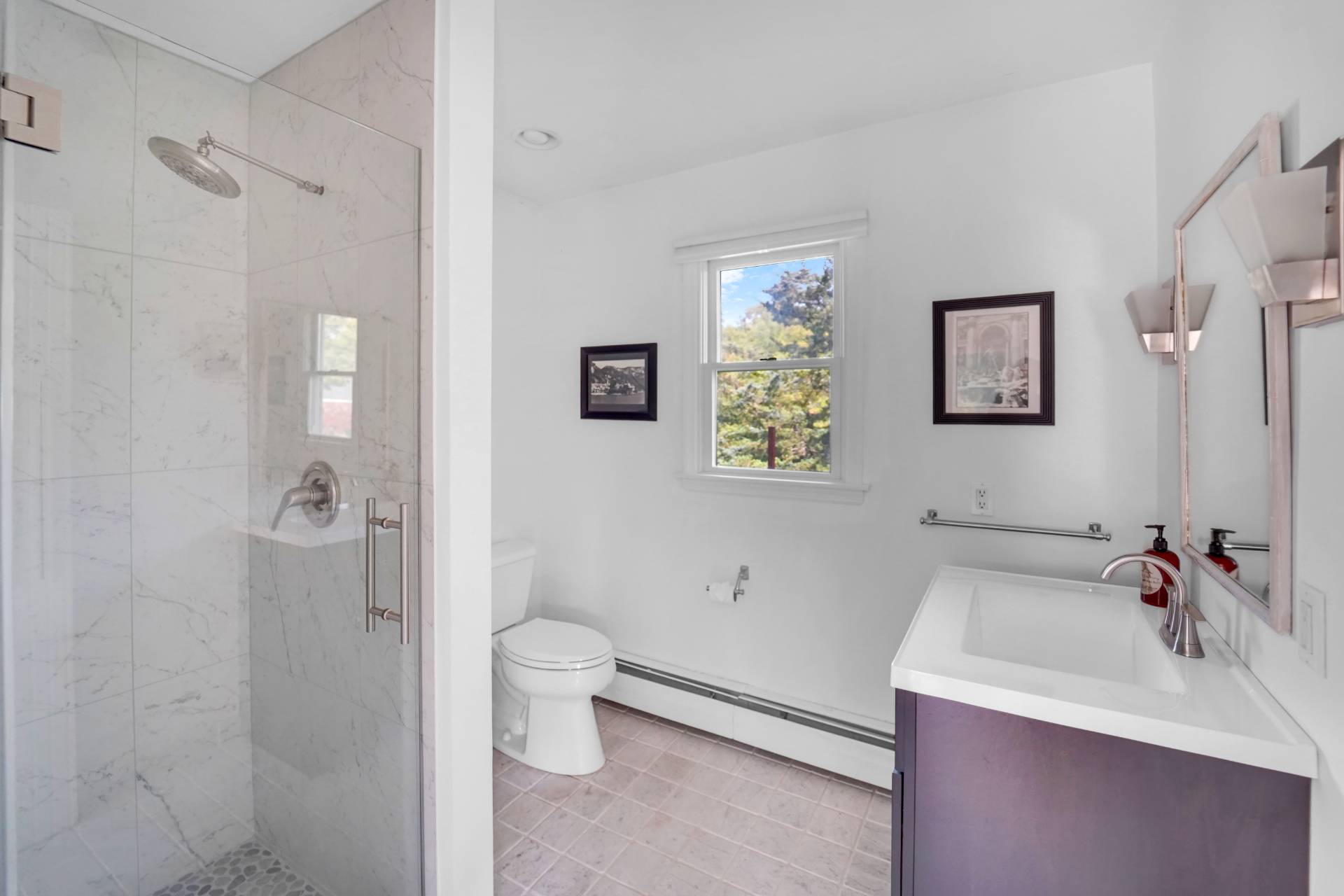 #20 photo, 3 Jefferson Ave, Southampton , NY 11946