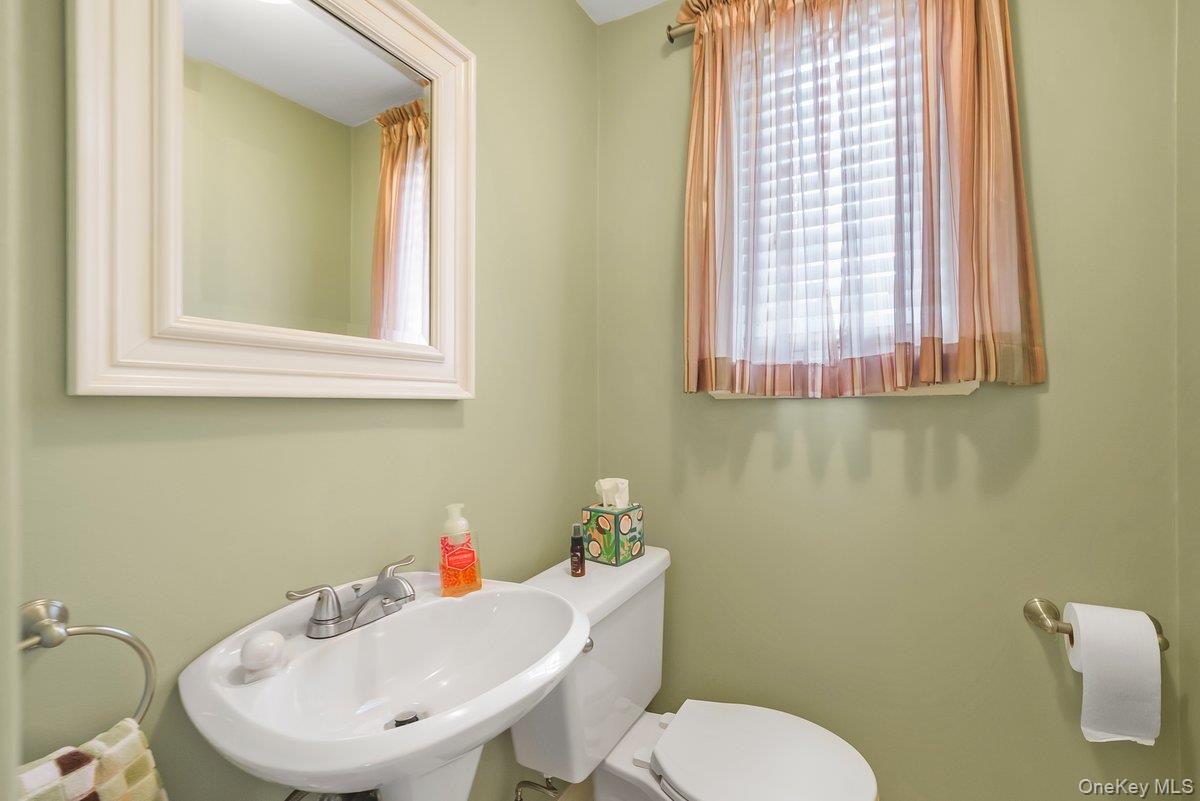 #16 photo, 21 Huntington Drive, Yonkers , NY 10704