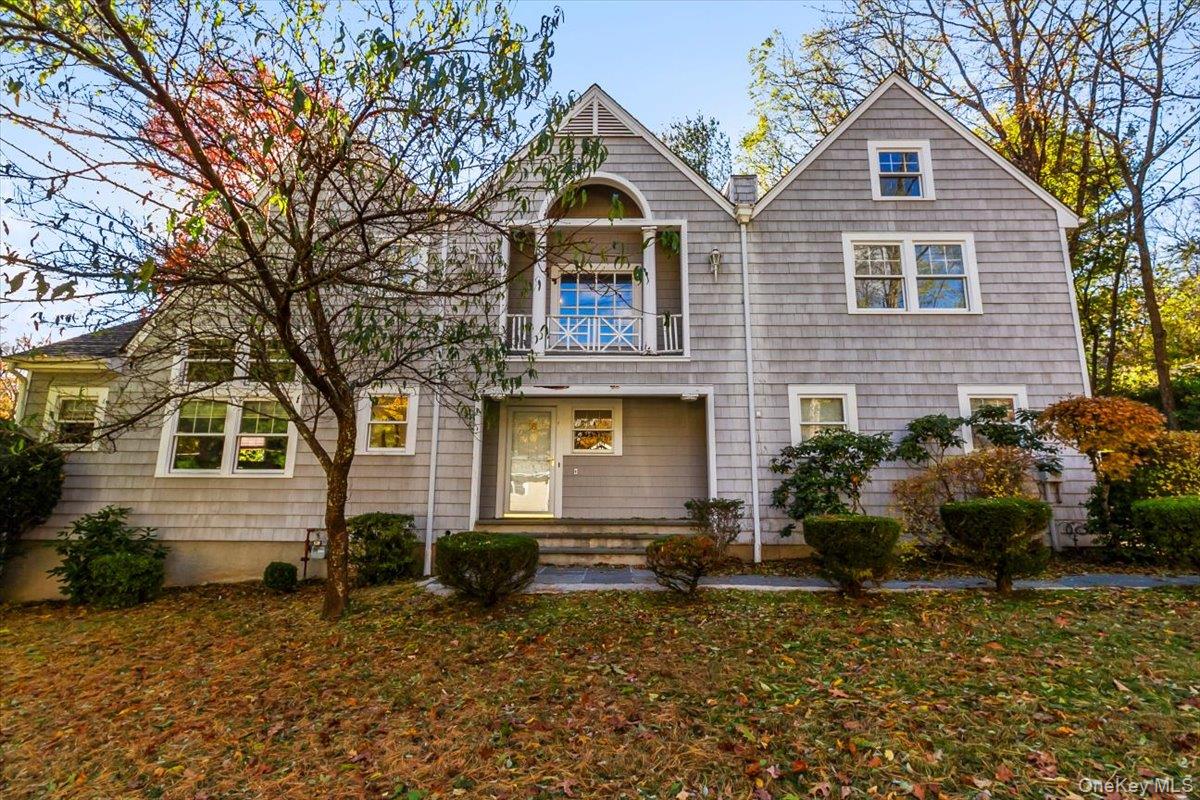 #1 photo, 18 Park Street, Pleasantville , NY 10570