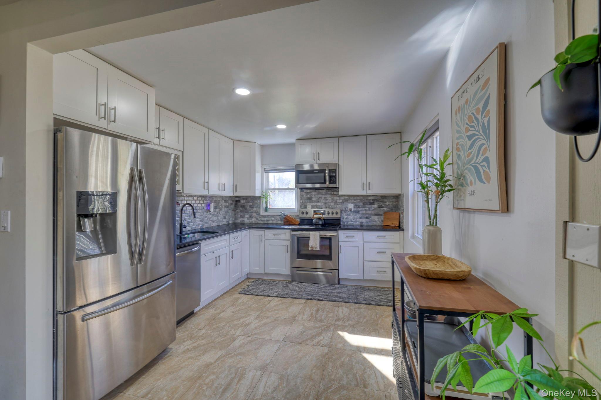 #7 photo, 24 Aspen Lane, Woodridge , NY 12789