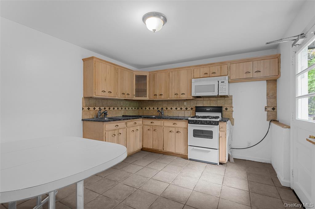 #17 photo, 32 Forshay Road, Monsey , NY 10952