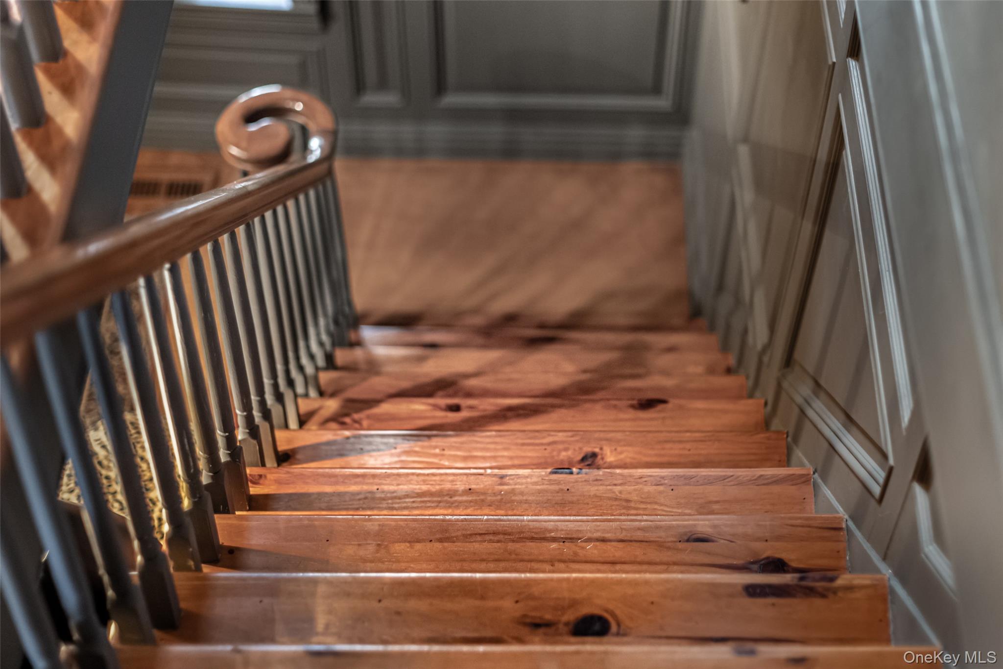 #10 photo, 1282 Old Post Road, Ulster Park , NY 12487