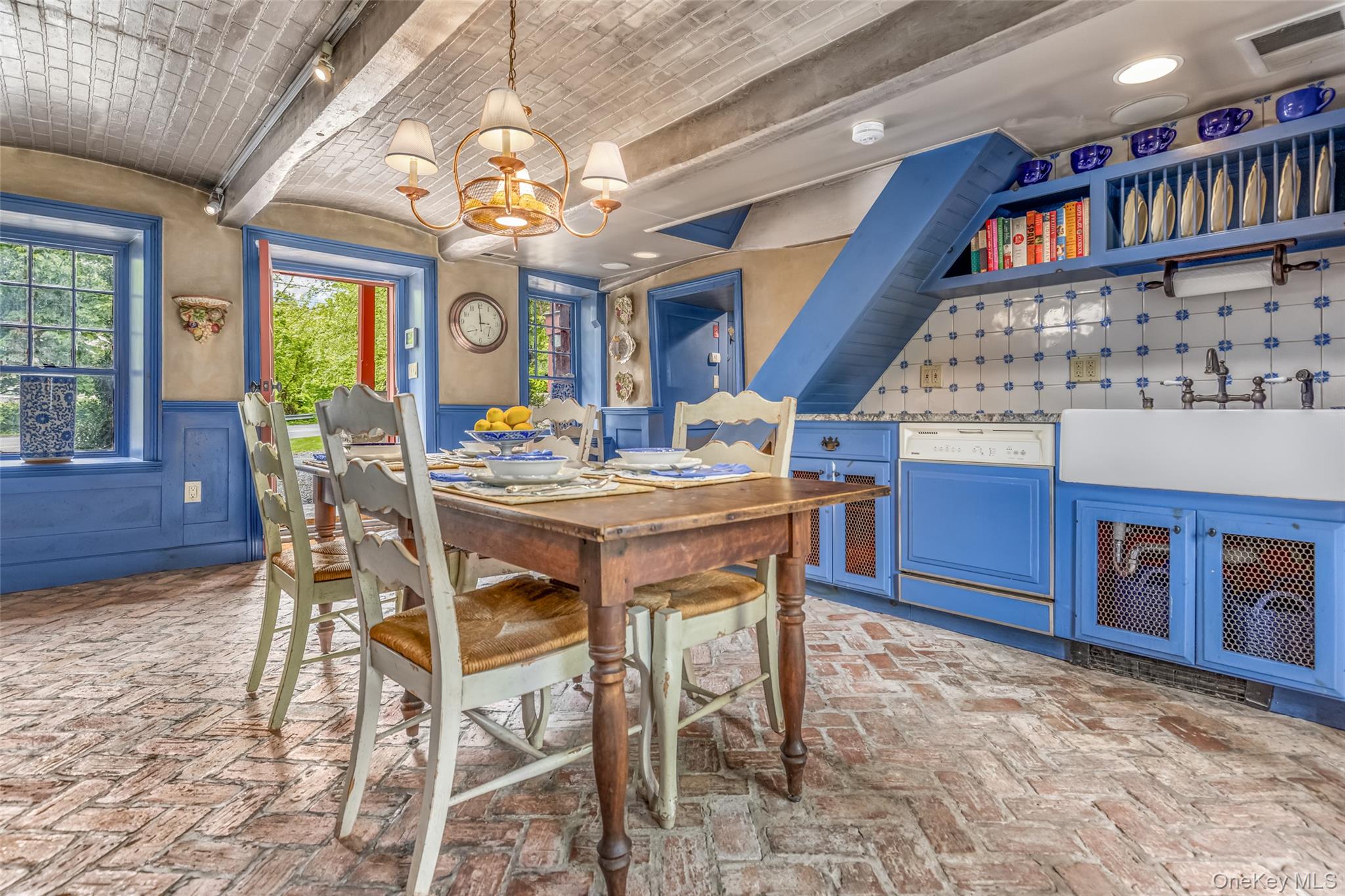 #8 photo, 1282 Old Post Road, Ulster Park , NY 12487