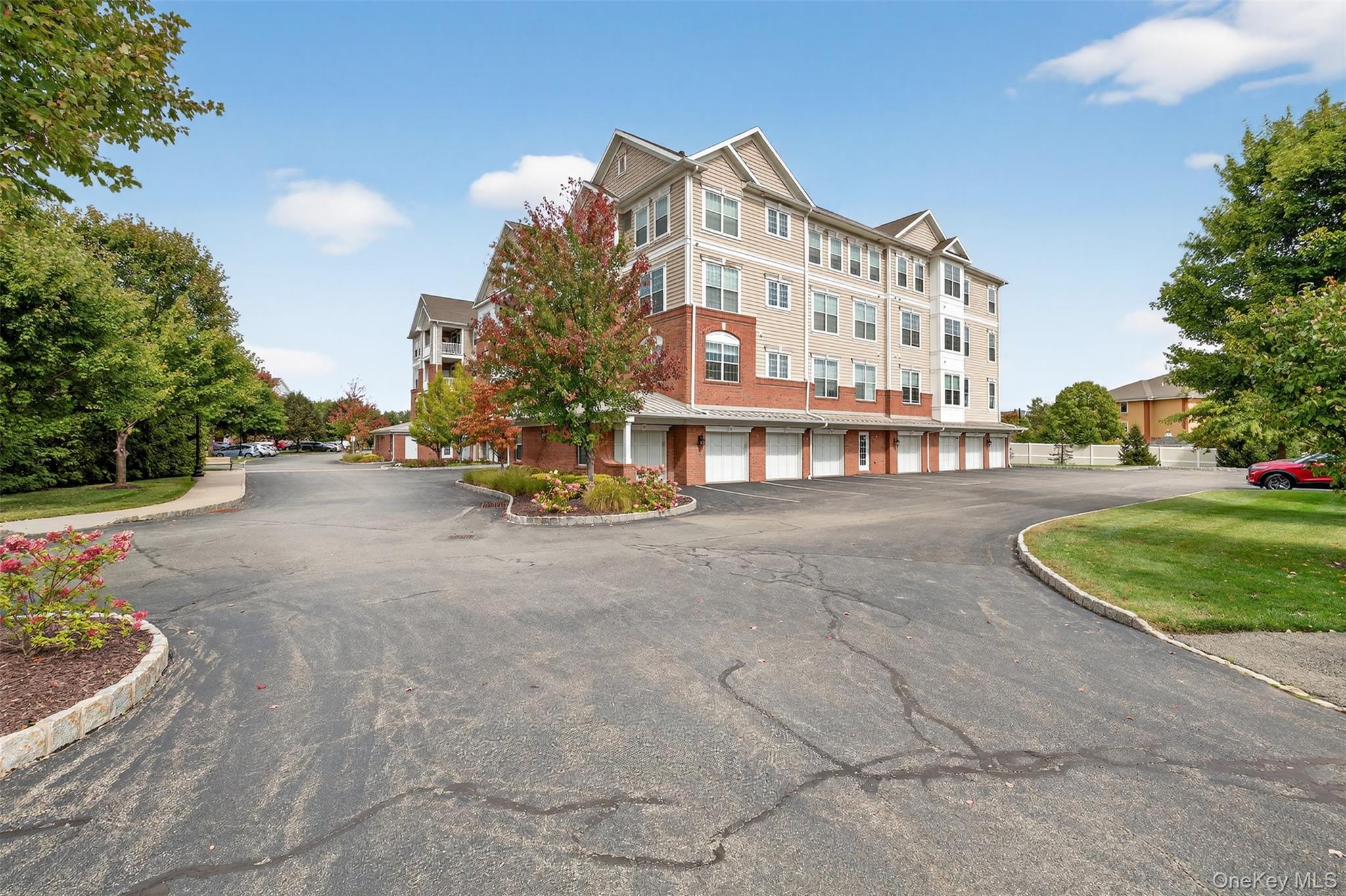 #2 photo, 736 Regency Drive, Fishkill , NY 12524