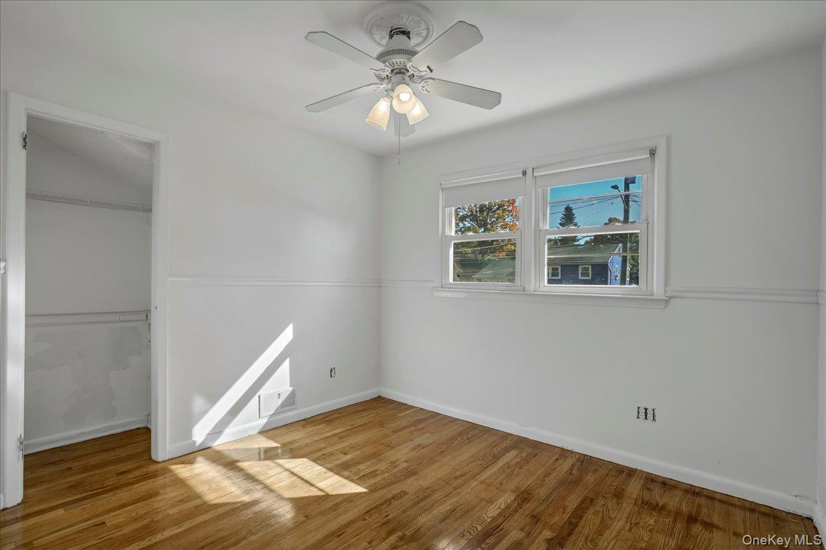 #7 photo, 44 Maplewood Boulevard, Suffern , NY 10901