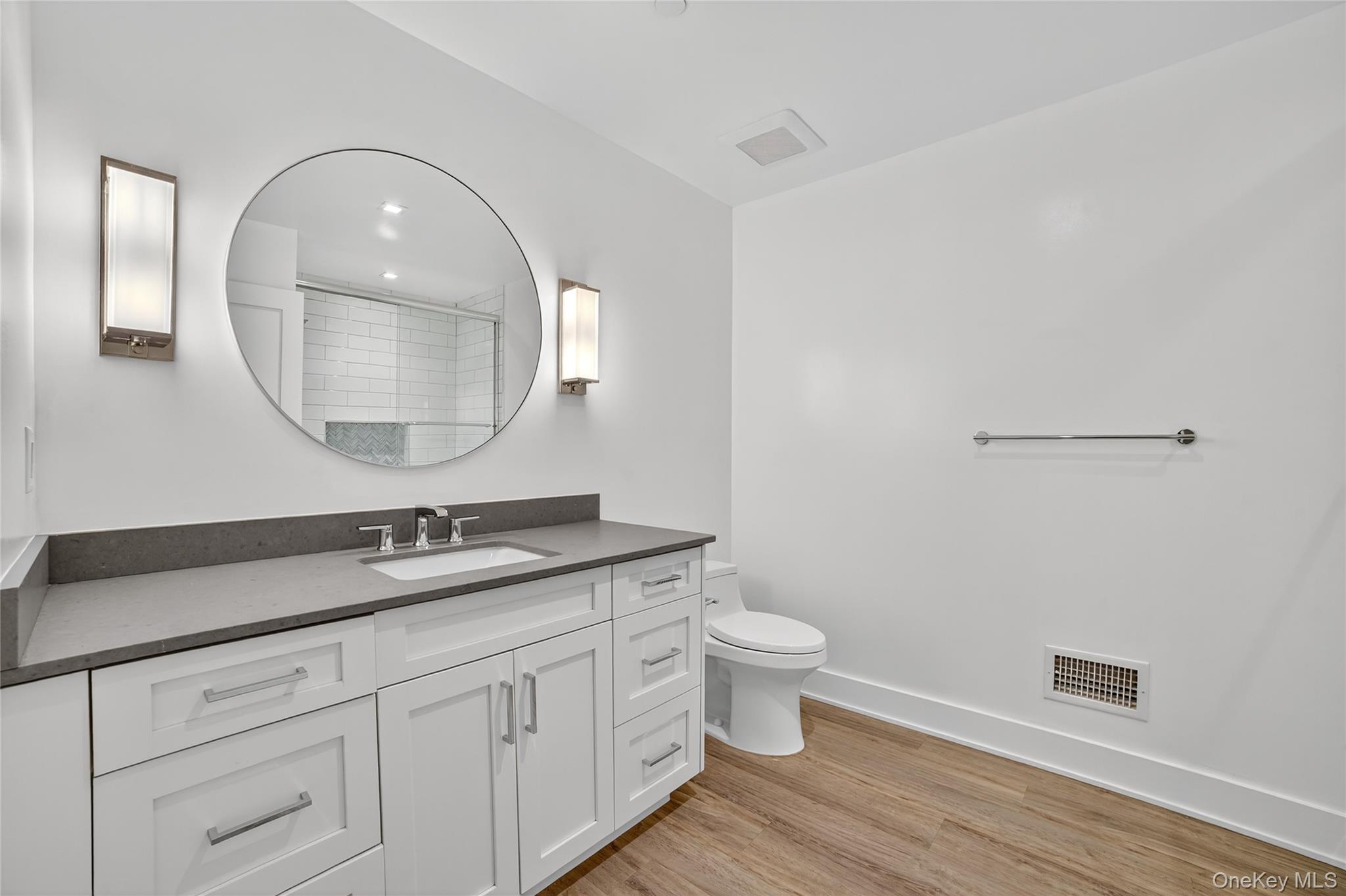 #15 photo, 470 Main Street, Armonk , NY 10504