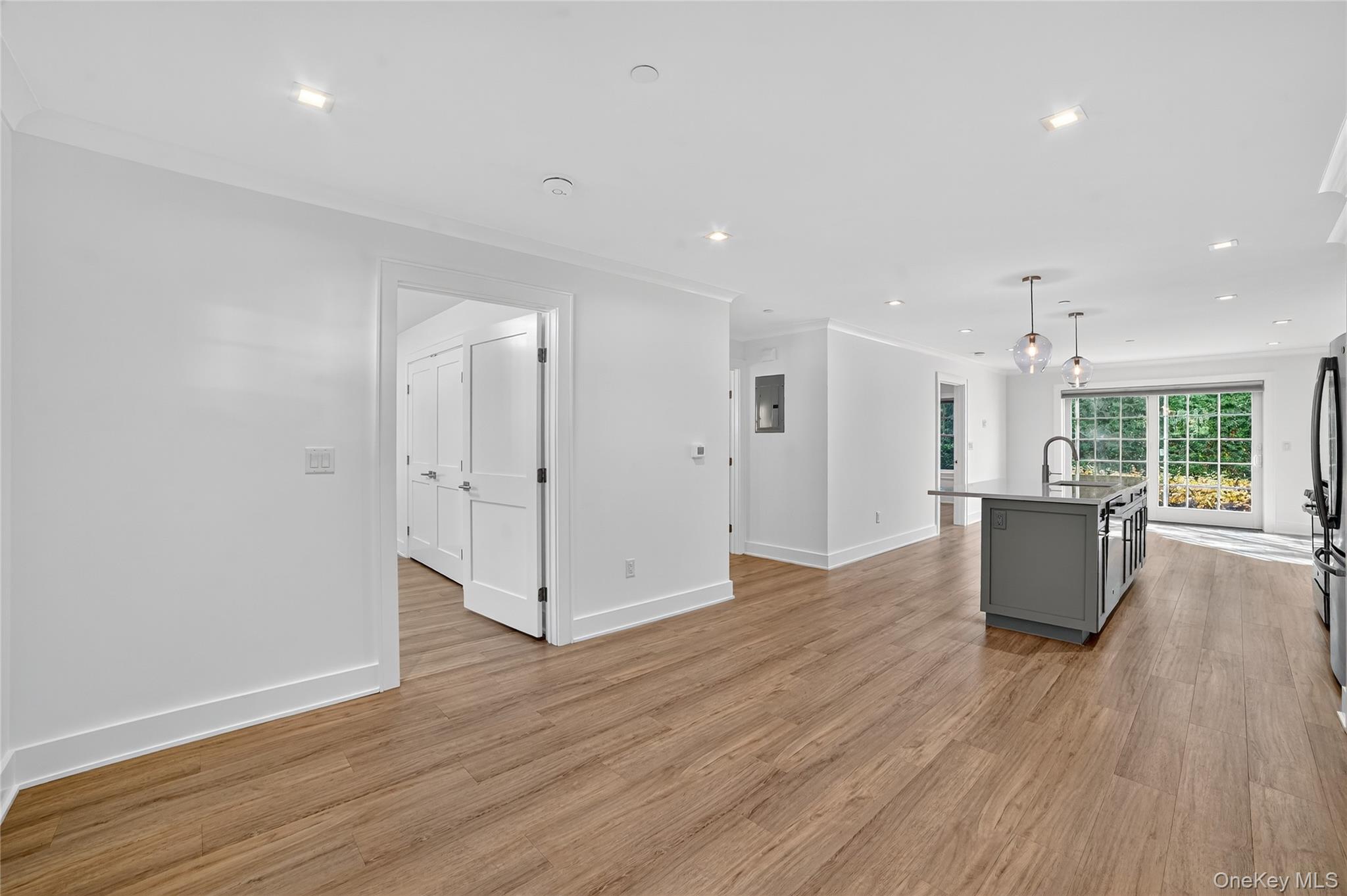 #3 photo, 470 Main Street, Armonk , NY 10504