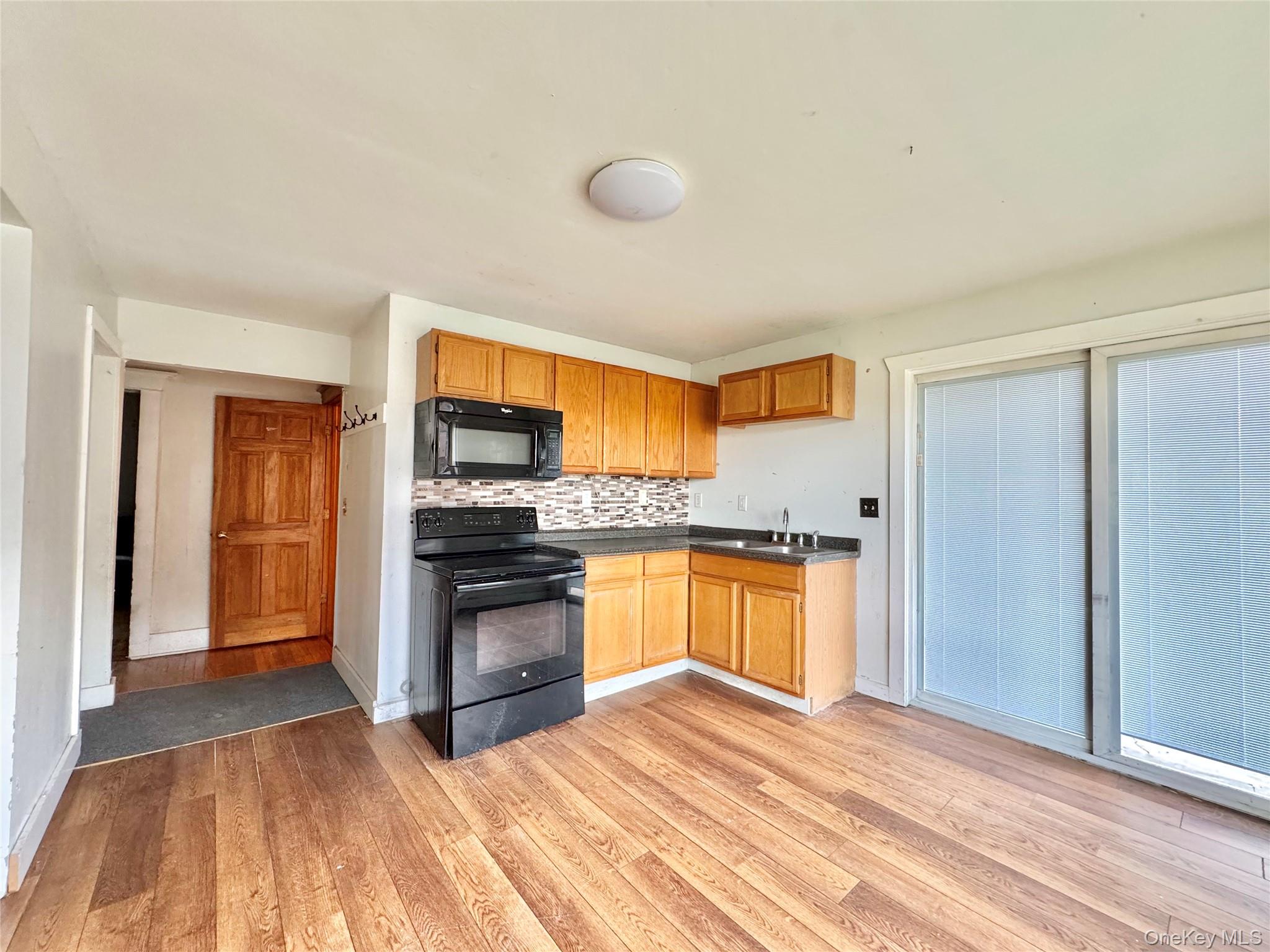 #10 photo, 8 Forest Hills Avenue, Catskill , NY 12414