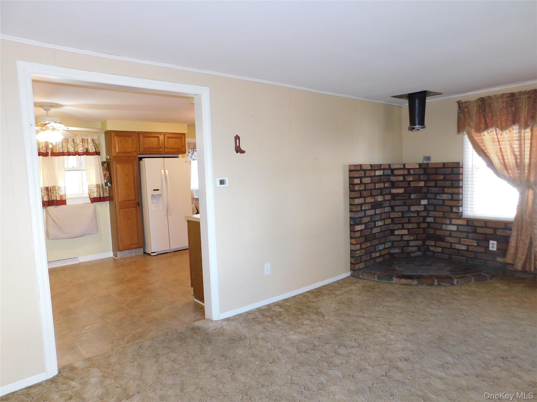 #5 photo, 15 Dewitt St, Ellenville , NY 12428