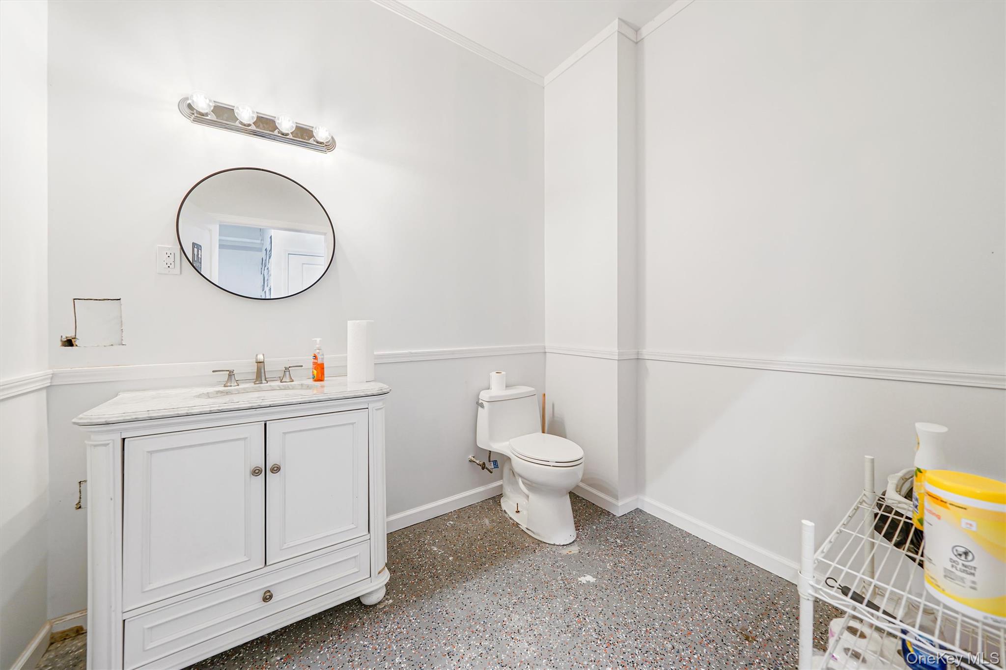 #14 photo, 185 Broadway, Newburgh , NY 12550