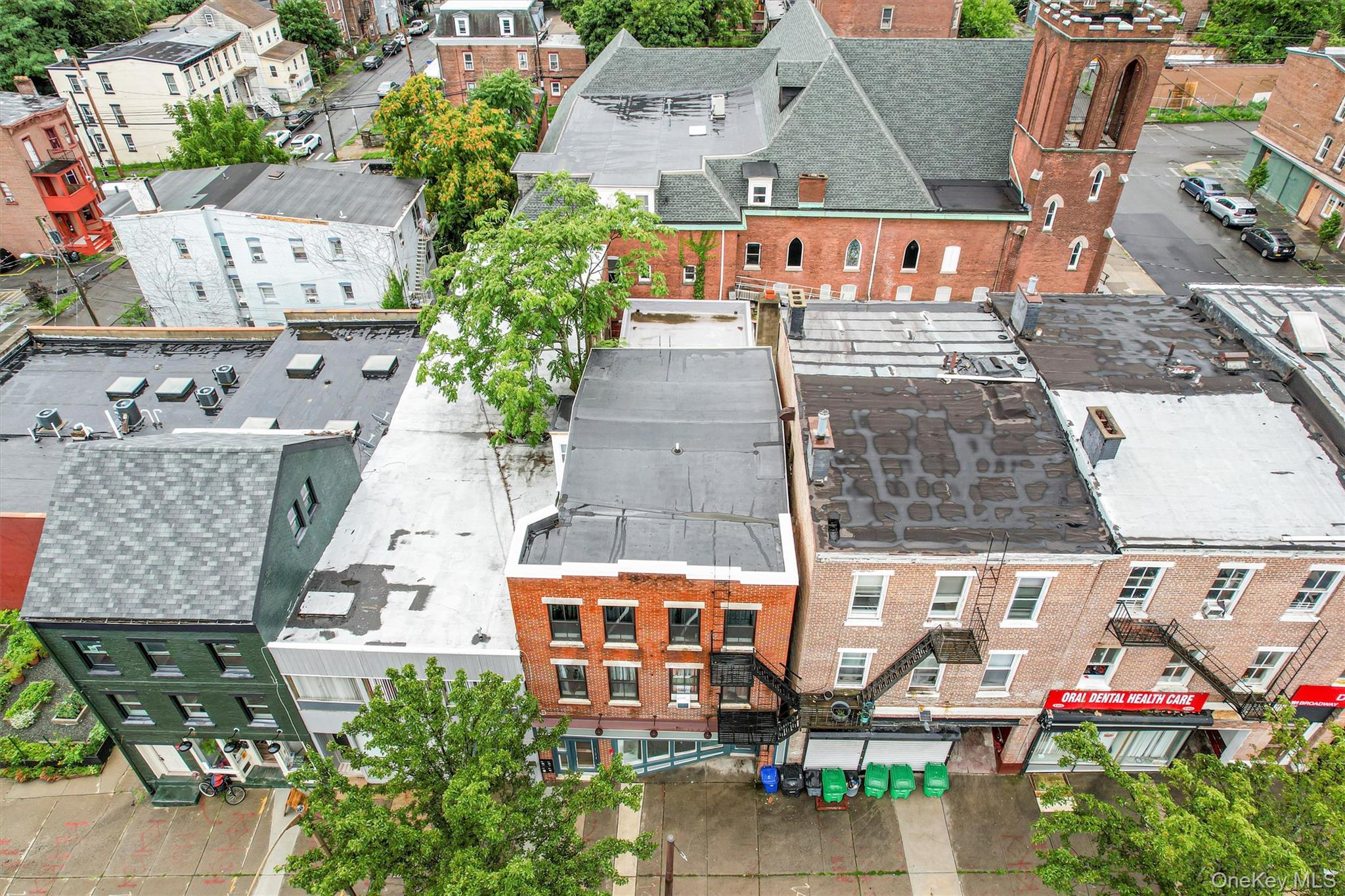 #15 photo, 185 Broadway, Newburgh , NY 12550