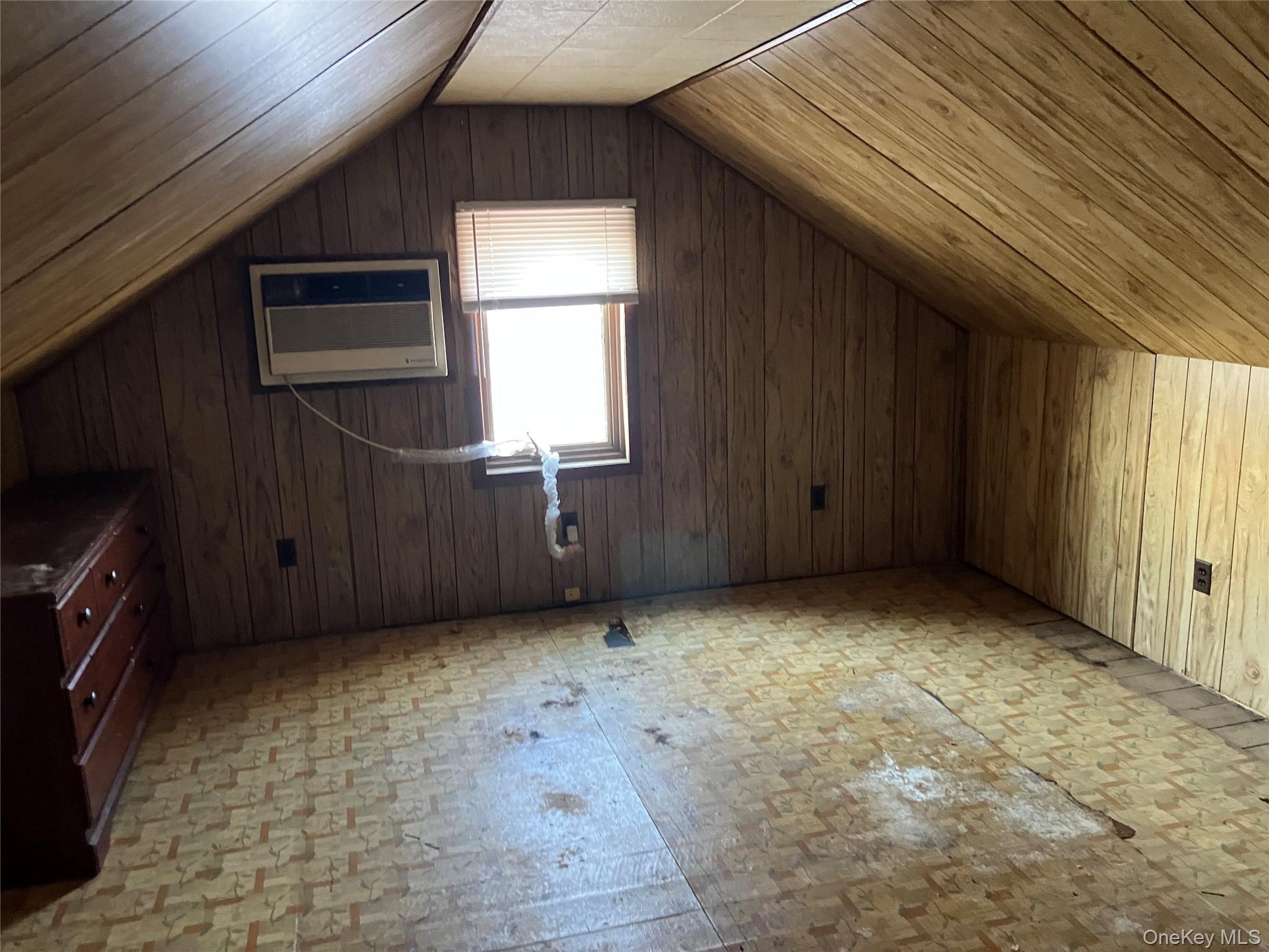 #14 photo, 24302 Superior, Floral Park , NY 11001