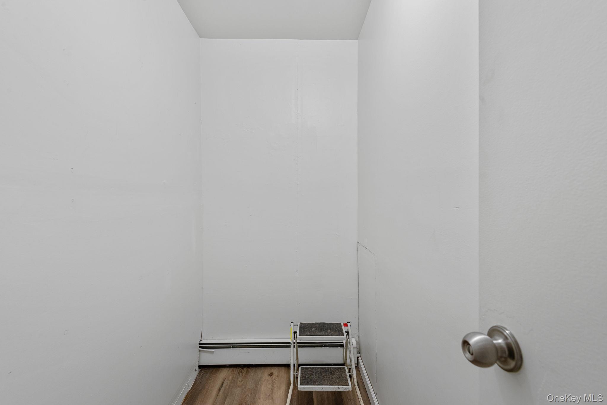 #18 photo, 28 Woodland Drive, Kings Park , NY 11754