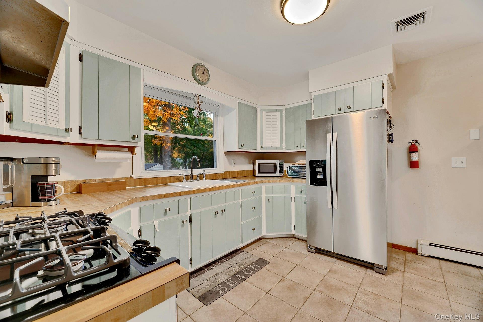 #12 photo, 210 3rd Street, Laurel , NY 11948