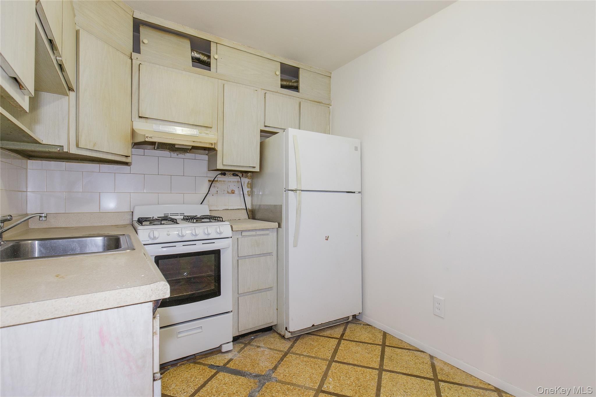 #11 photo, 3241 71st Street, East Elmhurst , NY 11370