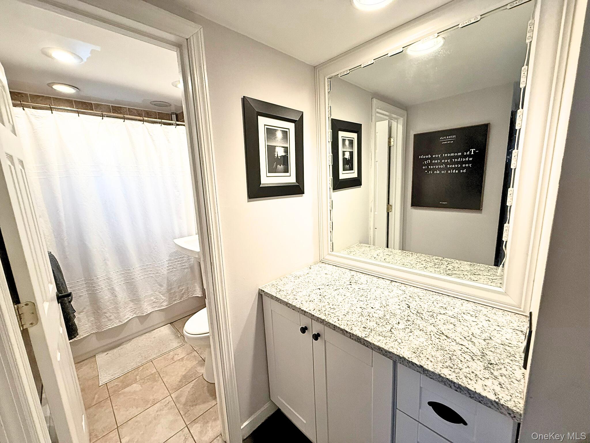 #11 photo, 5 Terrace Circle, Great Neck , NY 11021