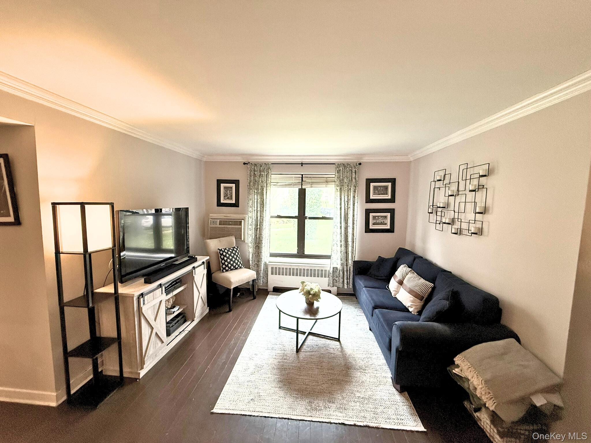 #2 photo, 5 Terrace Circle, Great Neck , NY 11021