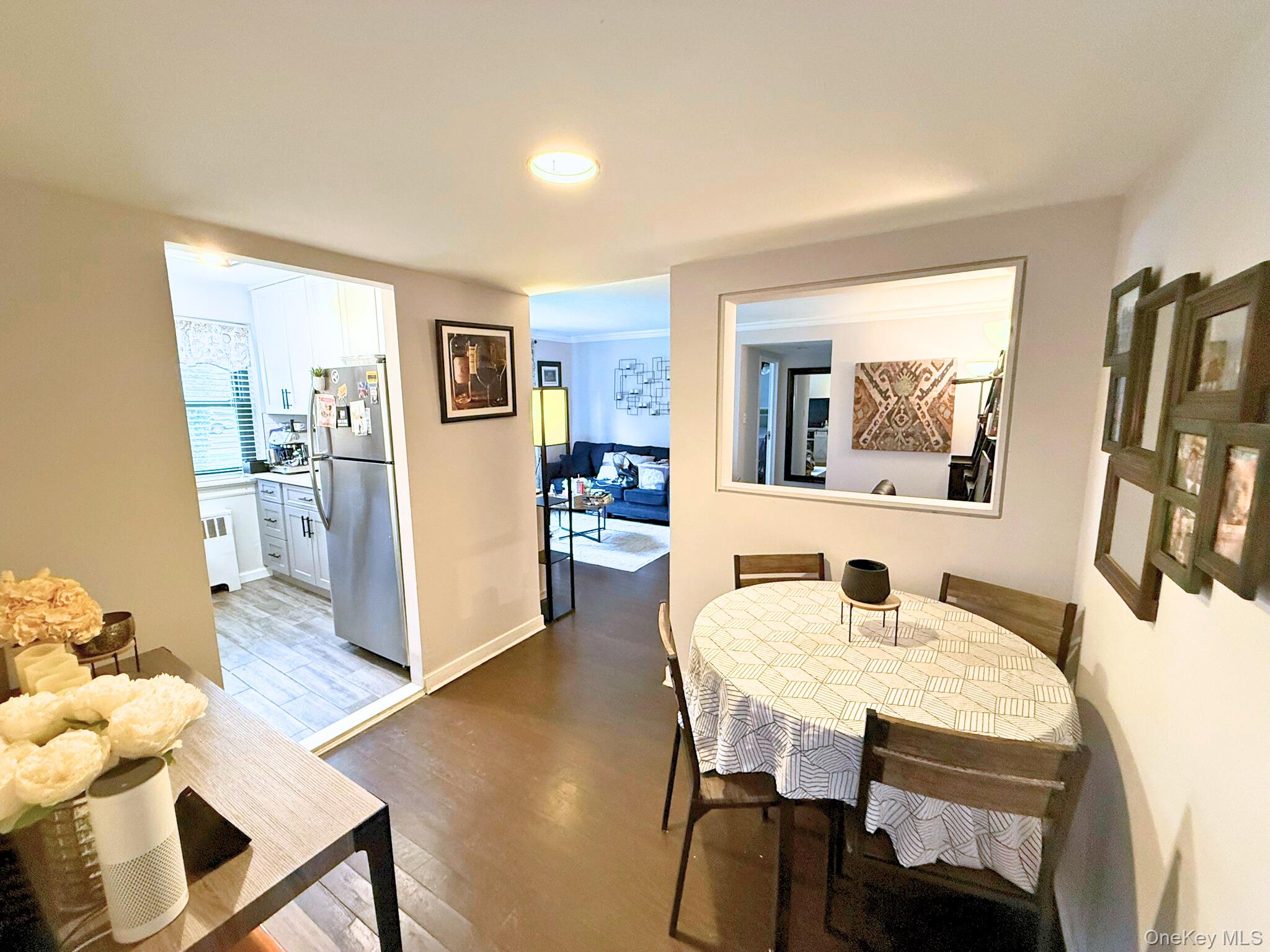 #7 photo, 5 Terrace Circle, Great Neck , NY 11021