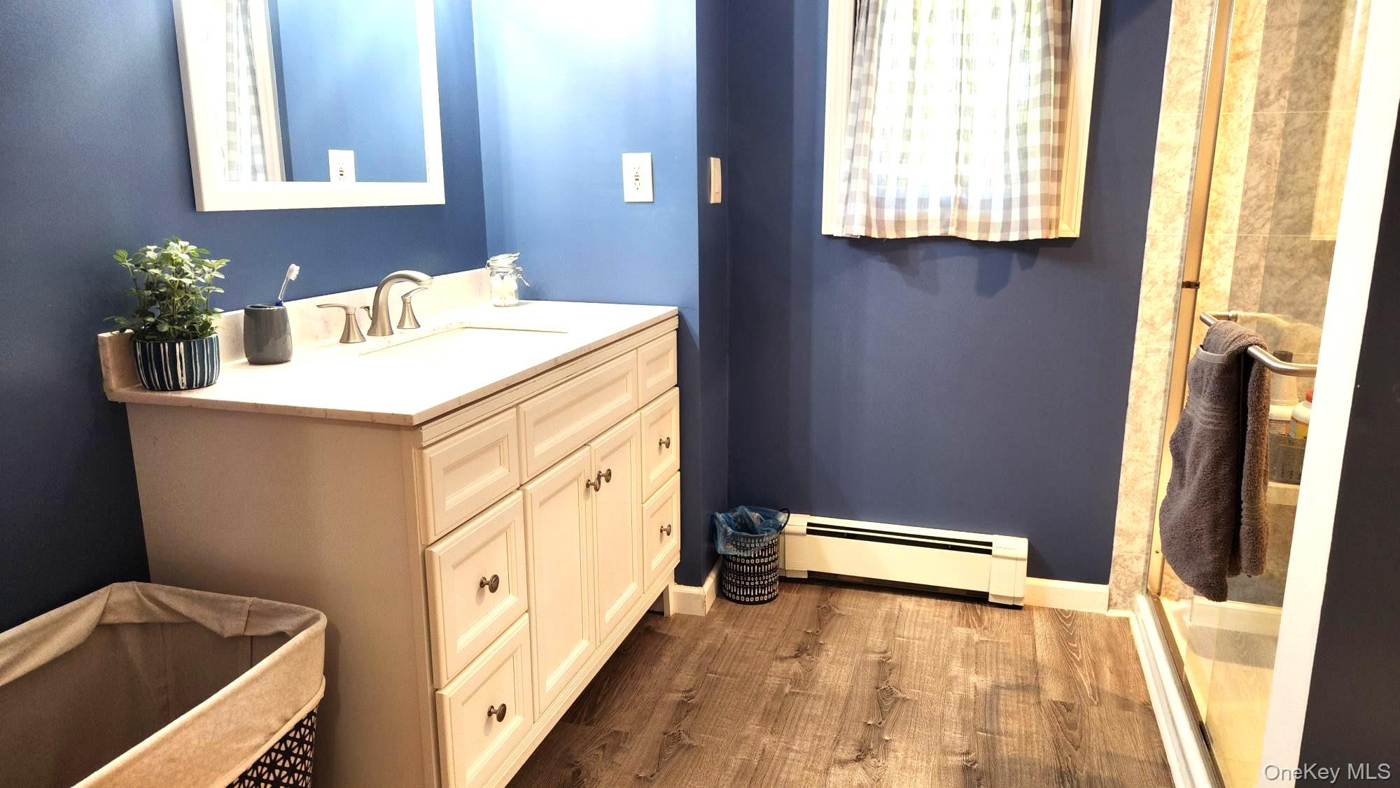 #11 photo, 439 Southport Street, Ronkonkoma , NY 11779