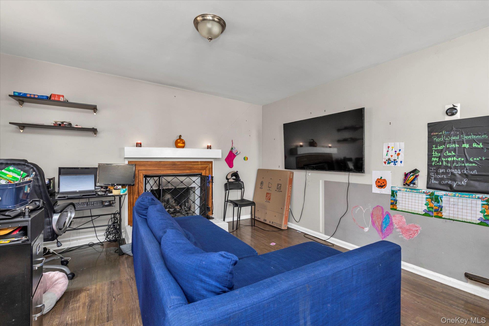 #2 photo, 106 W Marshall Street, Hempstead , NY 11550