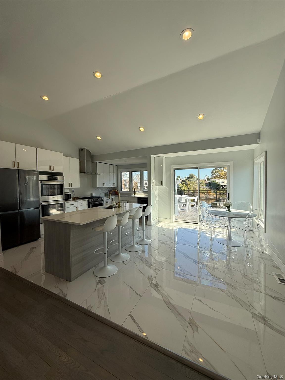 #12 photo, 640 Derby Avenue, Woodmere , NY 11598