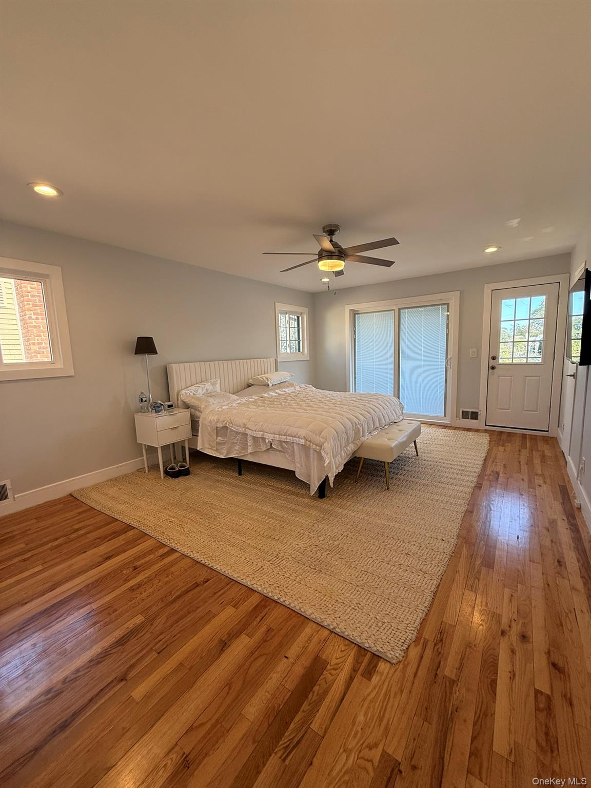 #17 photo, 640 Derby Avenue, Woodmere , NY 11598