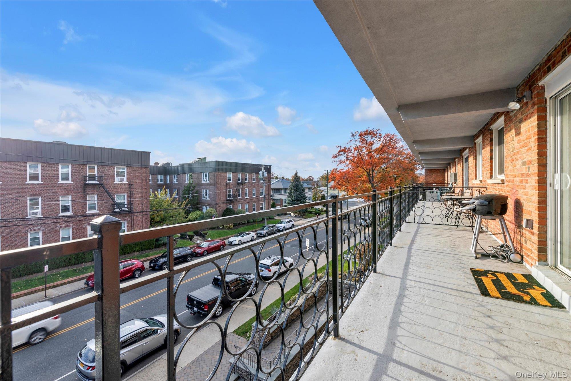 #15 photo, 200 Atlantic, Lynbrook , NY 11563