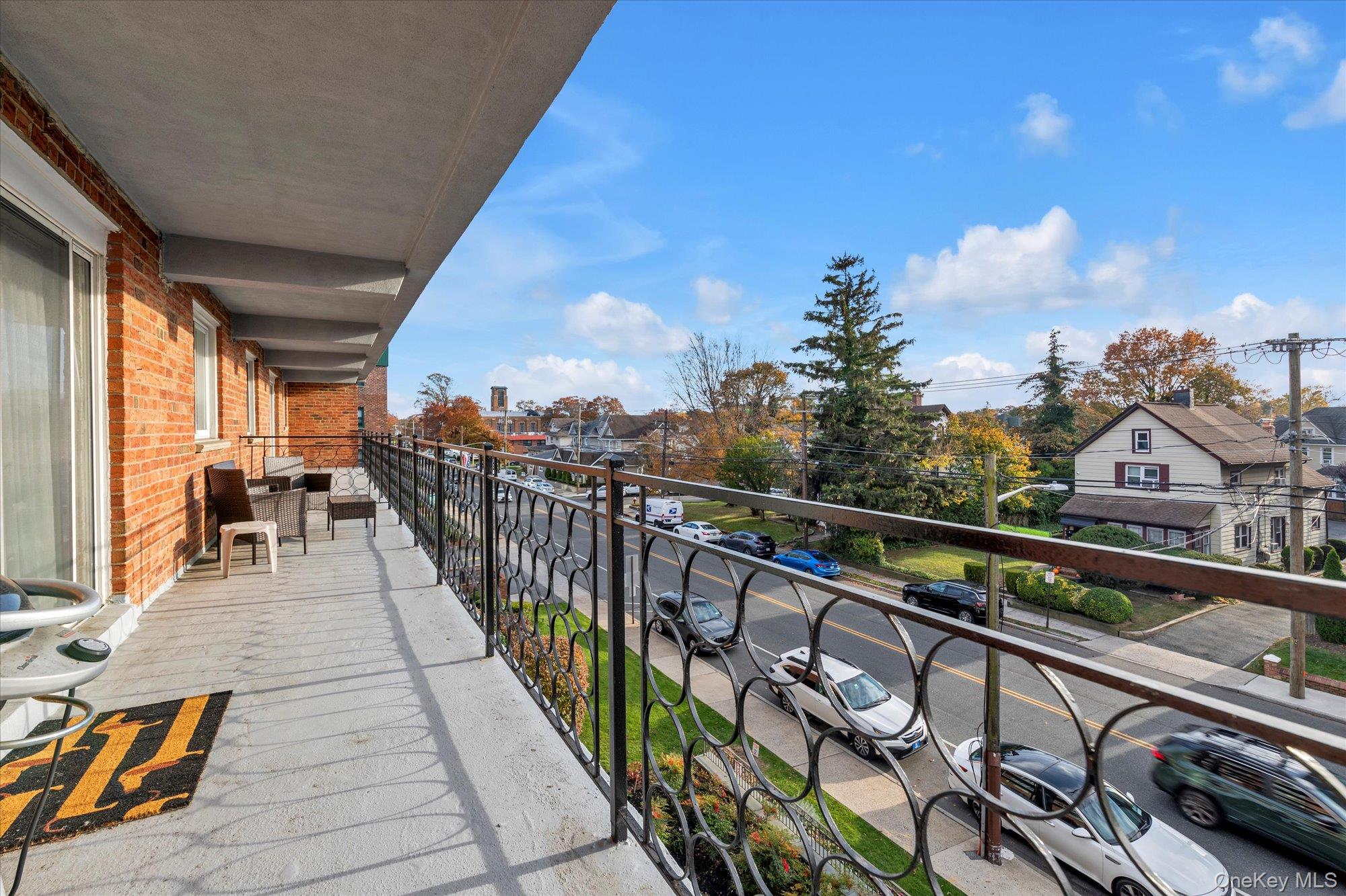 #16 photo, 200 Atlantic, Lynbrook , NY 11563