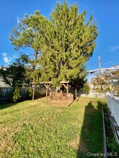 #11 photo, 1386 B Street, Elmont , NY 11003