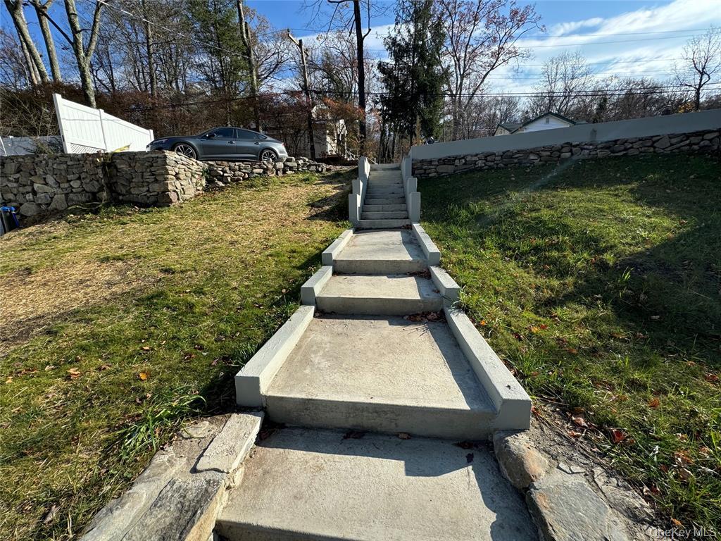 #5 photo, 22 Sylvan Trail, Monroe , NY 10950